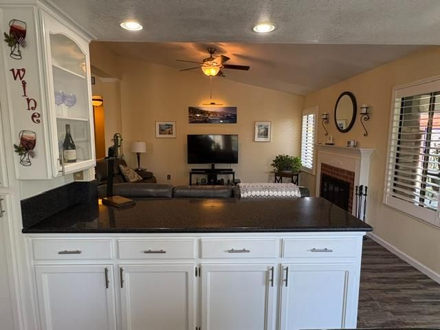 8823 Bradbury Ct, Elk Grove, CA 95624