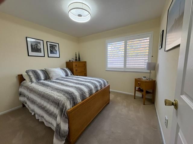 8823 Bradbury Ct, Elk Grove, CA 95624
