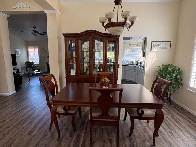 8823 Bradbury Ct, Elk Grove, CA 95624