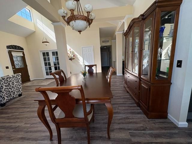 8823 Bradbury Ct, Elk Grove, CA 95624