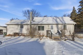 42380 N Lake Drive, Antioch, IL 60002