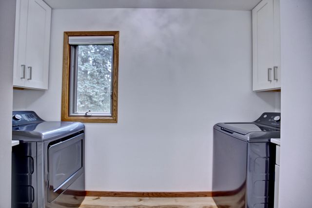 2400 Garland Lane N, Plymouth, MN 55447