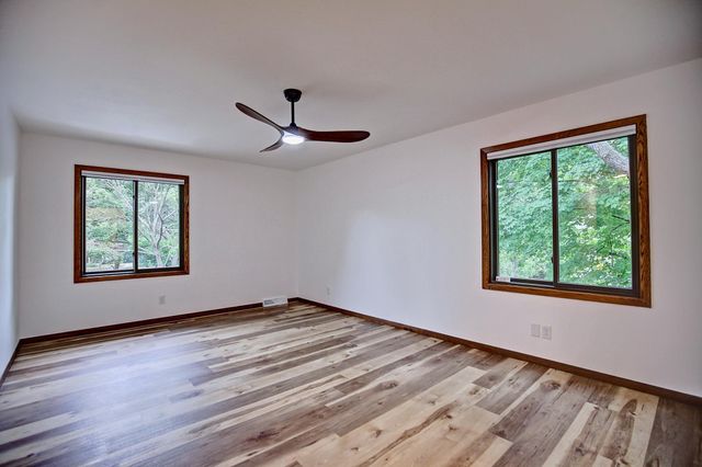 2400 Garland Lane N, Plymouth, MN 55447