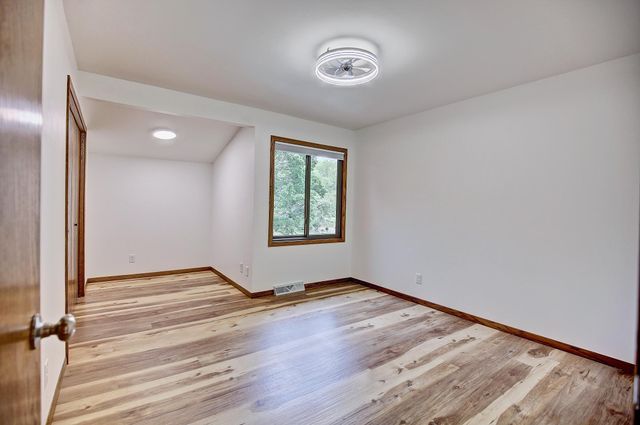 2400 Garland Lane N, Plymouth, MN 55447