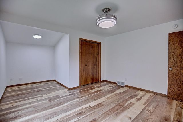 2400 Garland Lane N, Plymouth, MN 55447