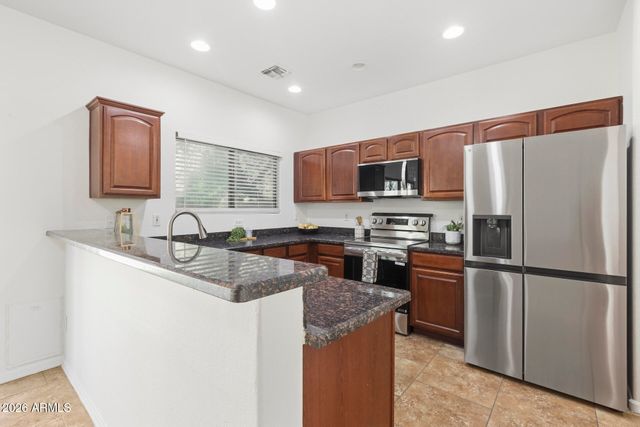 9412 W WILSHIRE Avenue, Phoenix, AZ 85037