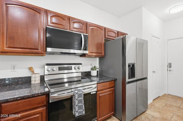 9412 W WILSHIRE Avenue, Phoenix, AZ 85037