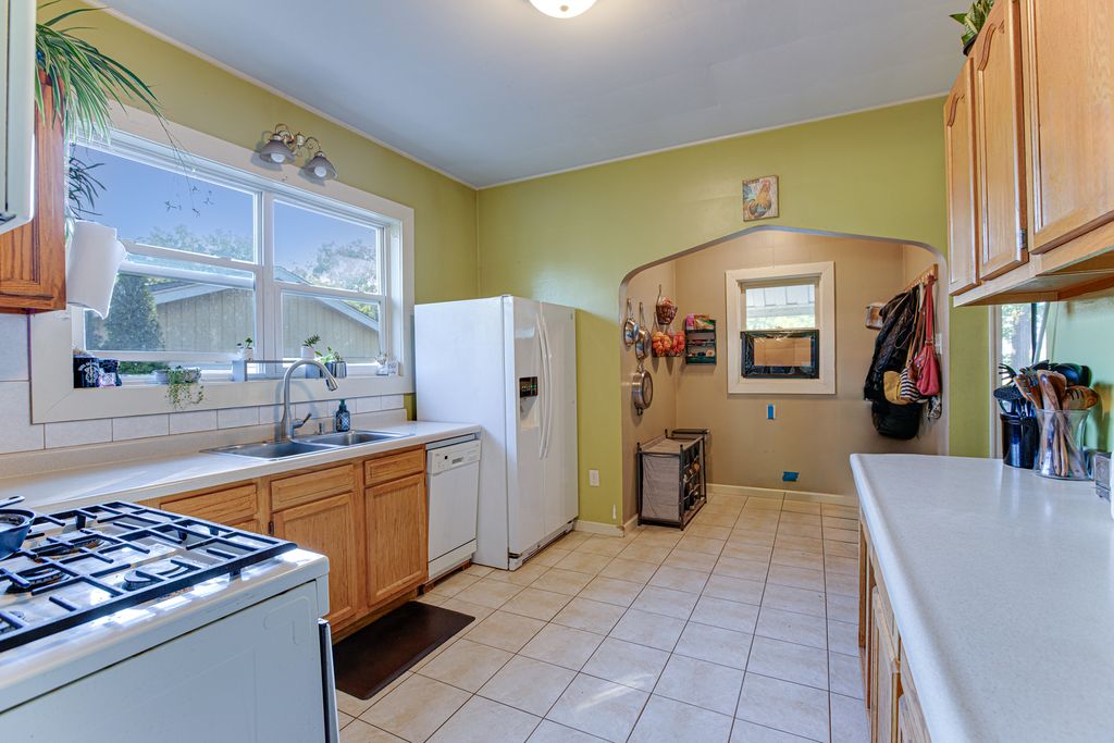 240 NORRIS Street, West Chicago, IL 60185 — photo 5