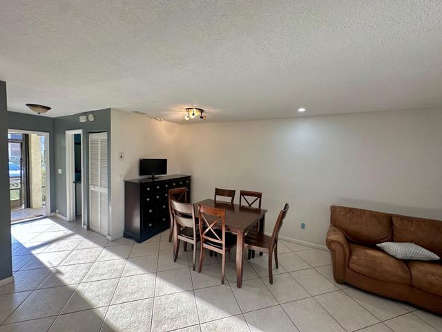 7357 NW 34th St 7357, Lauderhill, FL 33319