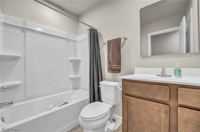 489 Regina Drive, Painesville Twp, OH 44077