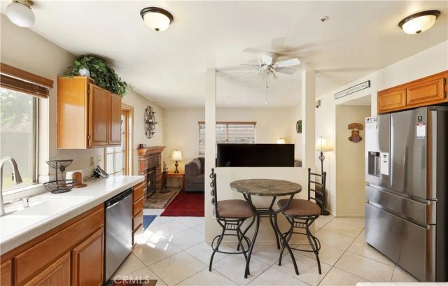 8055 Lemmerich Court, Fontana, CA 92336