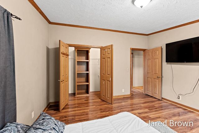 1436 Auble Road, Laketon Twp, MI 49445