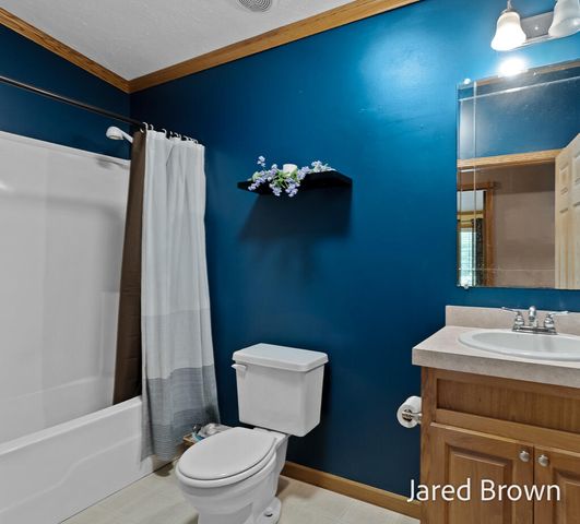 1436 Auble Road, Laketon Twp, MI 49445