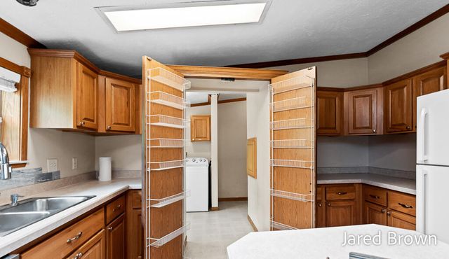 1436 Auble Road, Laketon Twp, MI 49445