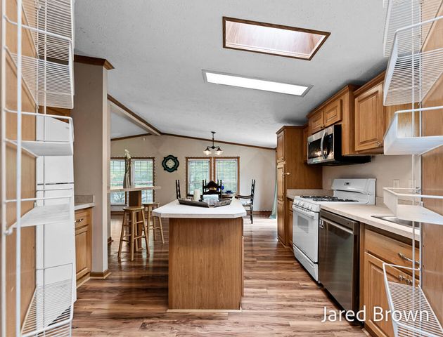 1436 Auble Road, Laketon Twp, MI 49445