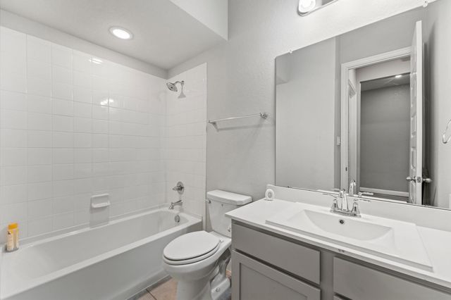 12402 Oakleaf Bend Drive, Humble, TX 77346