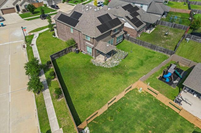12402 Oakleaf Bend Drive, Humble, TX 77346