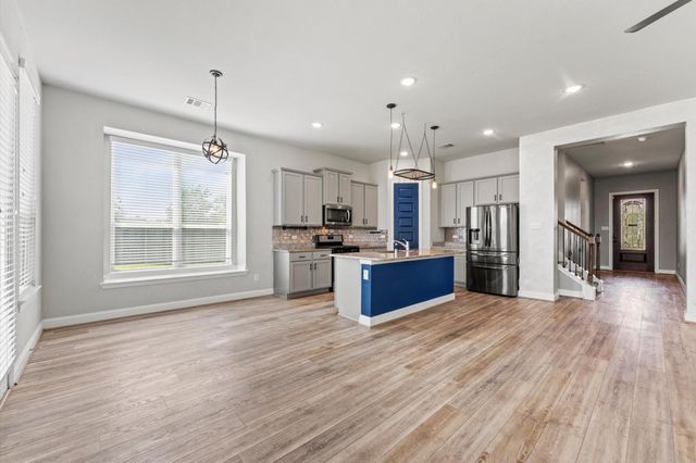 12402 Oakleaf Bend Drive, Humble, TX 77346