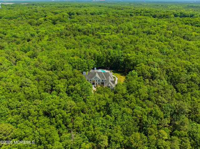 143 Savannah Road, Jackson, NJ 08527