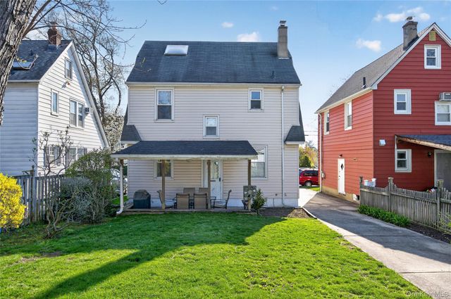 120 Capitol Avenue, Williston Park, NY 11596