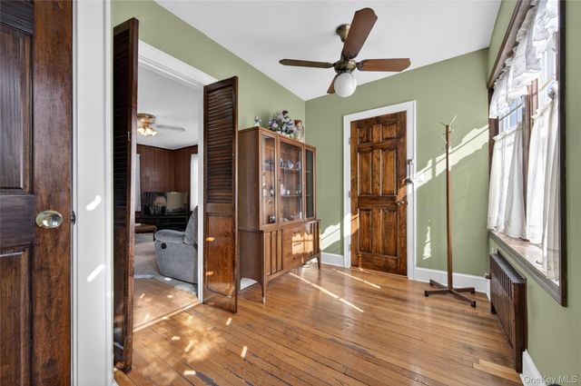 120 Capitol Avenue, Williston Park, NY 11596