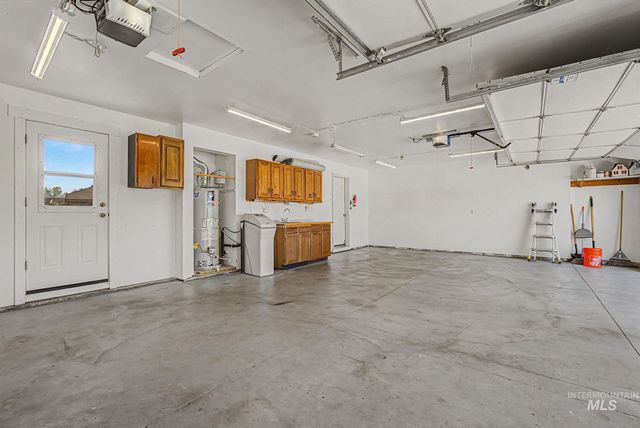 2225 W Mikaela Ct., Nampa, ID 83651