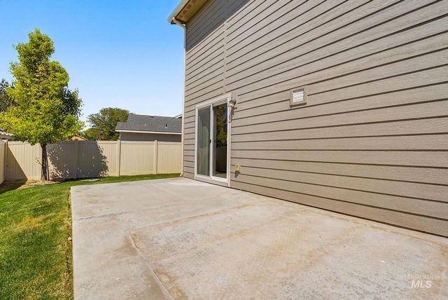 2225 W Mikaela Ct., Nampa, ID 83651