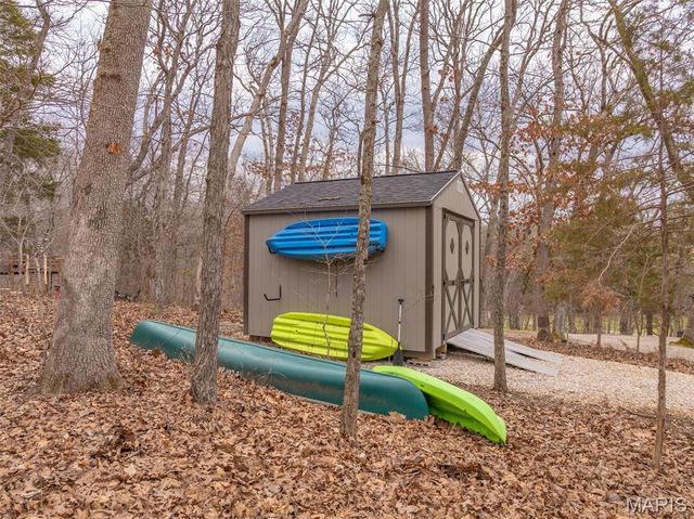 933 Woodlake Drive, Innsbrook, MO 63390