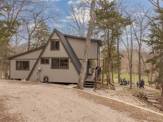 933 Woodlake Drive, Innsbrook, MO 63390