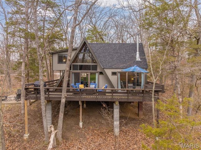 933 Woodlake Drive, Innsbrook, MO 63390