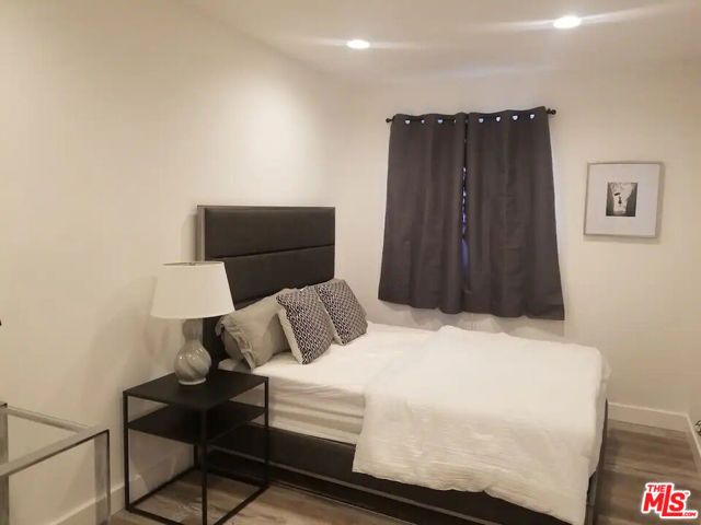 335 E 65th Street 335, Los Angeles, CA 90003