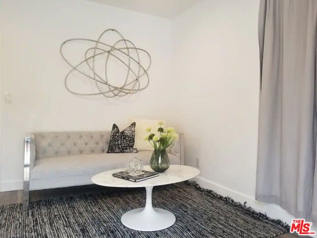 335 E 65th Street 335, Los Angeles, CA 90003