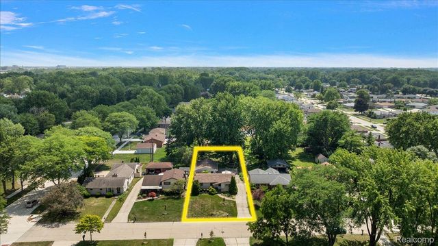 5242 Mansfield Avenue, Sterling Heights, MI 48310