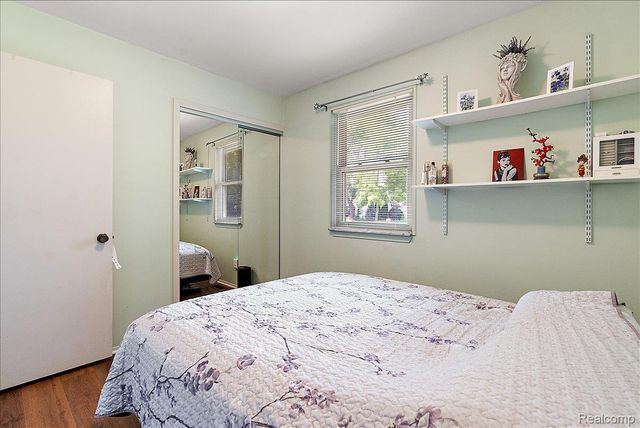 5242 Mansfield Avenue, Sterling Heights, MI 48310