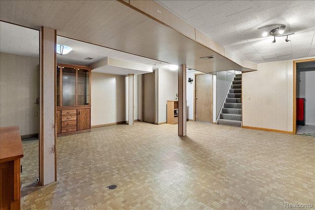 5242 Mansfield Avenue, Sterling Heights, MI 48310