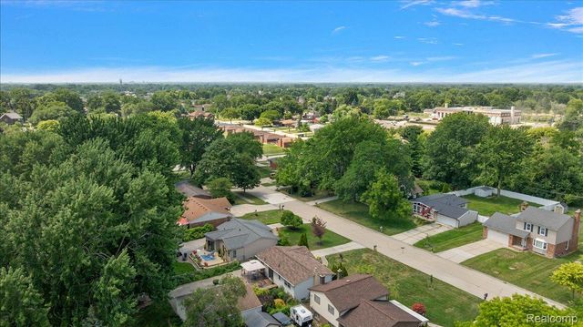 5242 Mansfield Avenue, Sterling Heights, MI 48310
