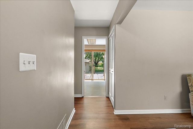 5242 Mansfield Avenue, Sterling Heights, MI 48310