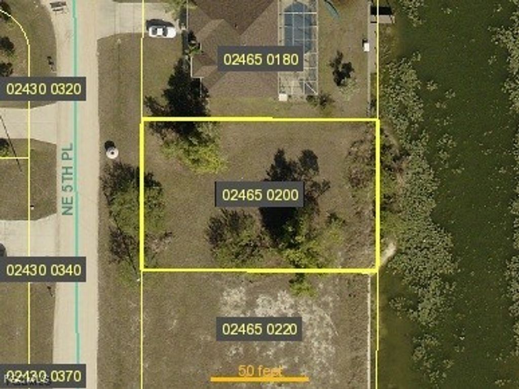 1425 NE 5th PL, Cape Coral, FL 33909