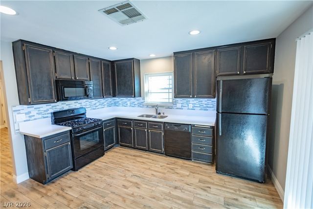 363 Tierra Street, Henderson, NV 89014