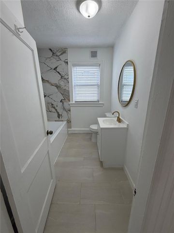 116 Lenox Avenue 3rd, Providence, RI 02907