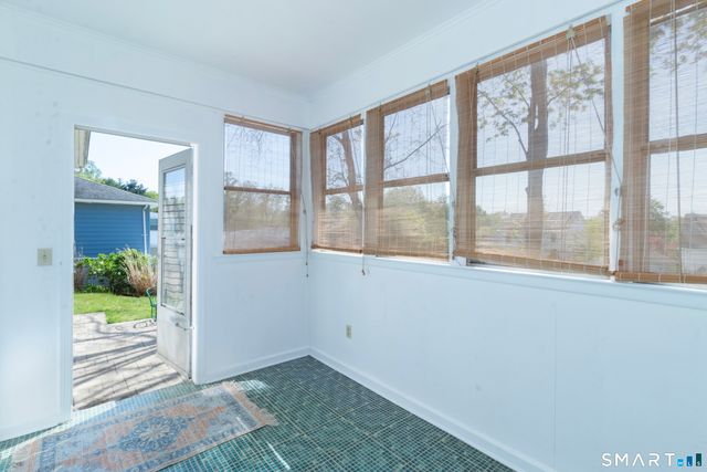 30 Hopkins Drive, New Haven, CT 06512