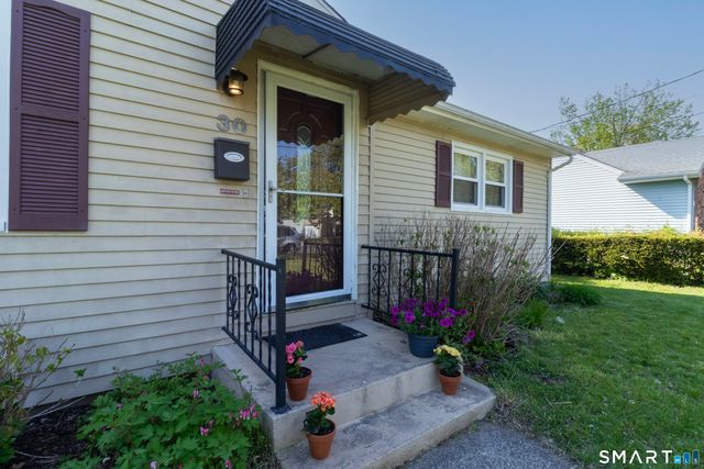 30 Hopkins Drive, New Haven, CT 06512