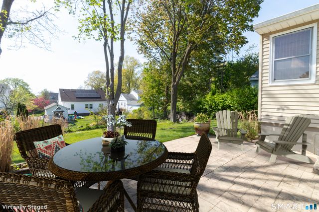 30 Hopkins Drive, New Haven, CT 06512