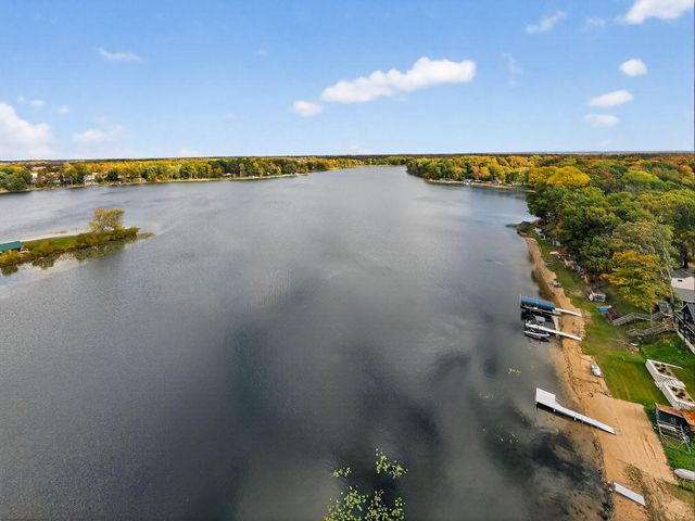 48168 70th Avenue, Decatur, MI 49045