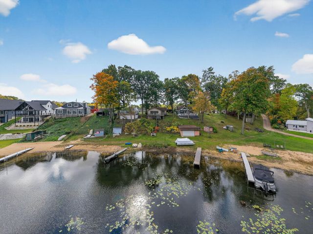 48168 70th Avenue, Decatur, MI 49045