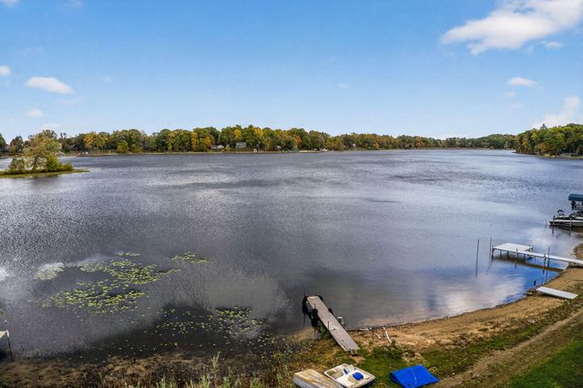 48168 70th Avenue, Decatur, MI 49045