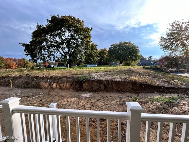 8932 Franklin Street NW, Lehigh Twp, OH 44646