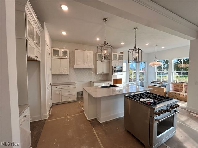 8932 Franklin Street NW, Lehigh Twp, OH 44646