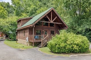 563 Blackberry Ridge Way, Pigeon Forge, TN 37863
