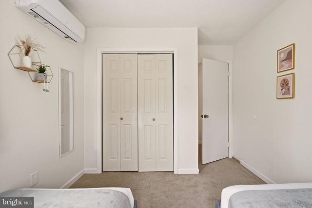 9246 WESTWOOD DR, Tobyhanna, PA 18466